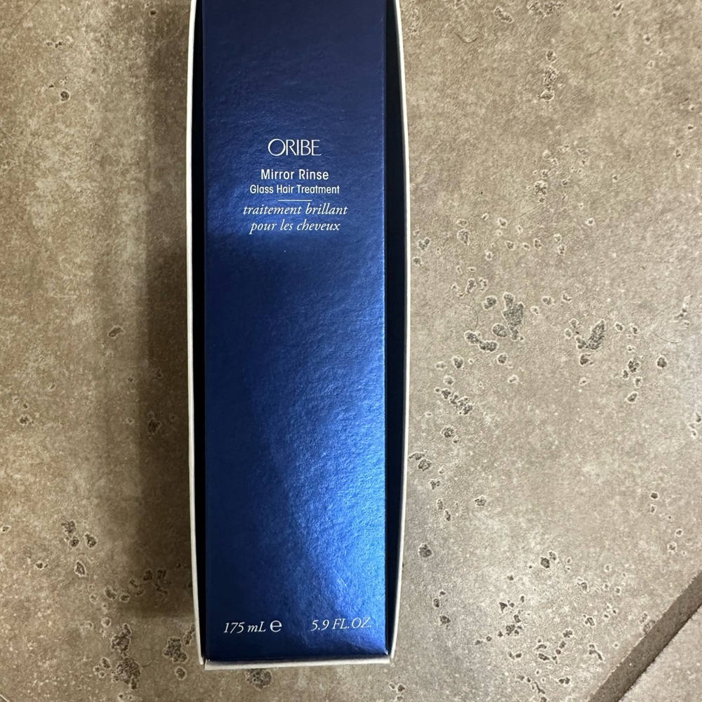 Oribe Mirror Rinse Glass Hair Treatment - Metallic Blue Packaging